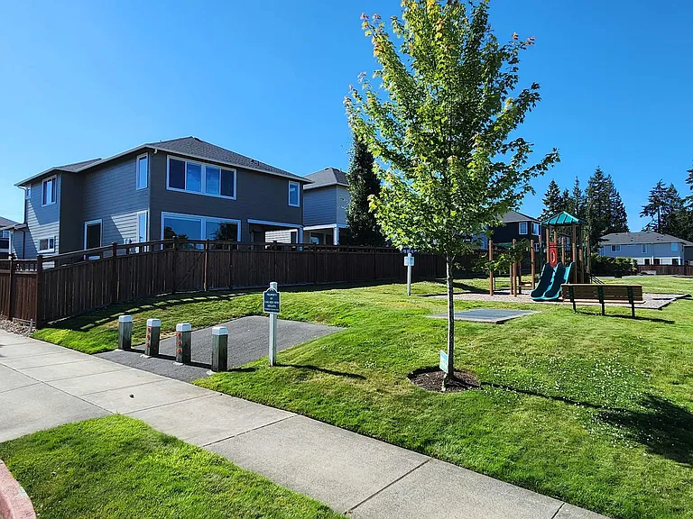 2907 113th Pl NE — Photo 36