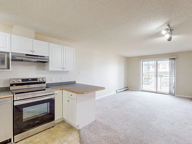 2305 35a Ave NW #211 — Photo 24