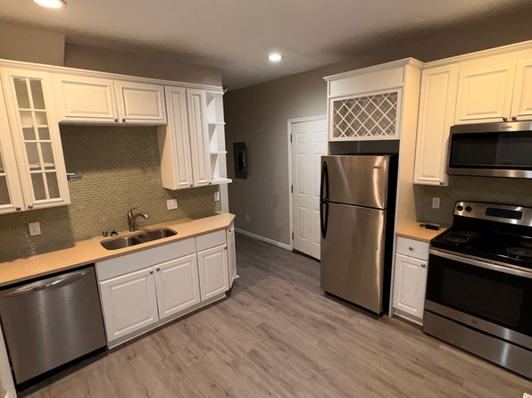 298 Jenks Ave Floor 1