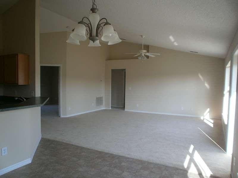 2nd image of 2011 Fawn Meadow Cir