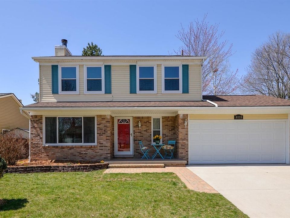 1st image of 8128 Lake Crest Dr