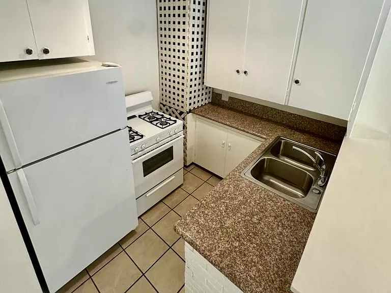 3604 Crestmont Ave — Photo 5
