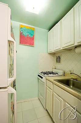 Sold by Bellmarc Realty | media 9