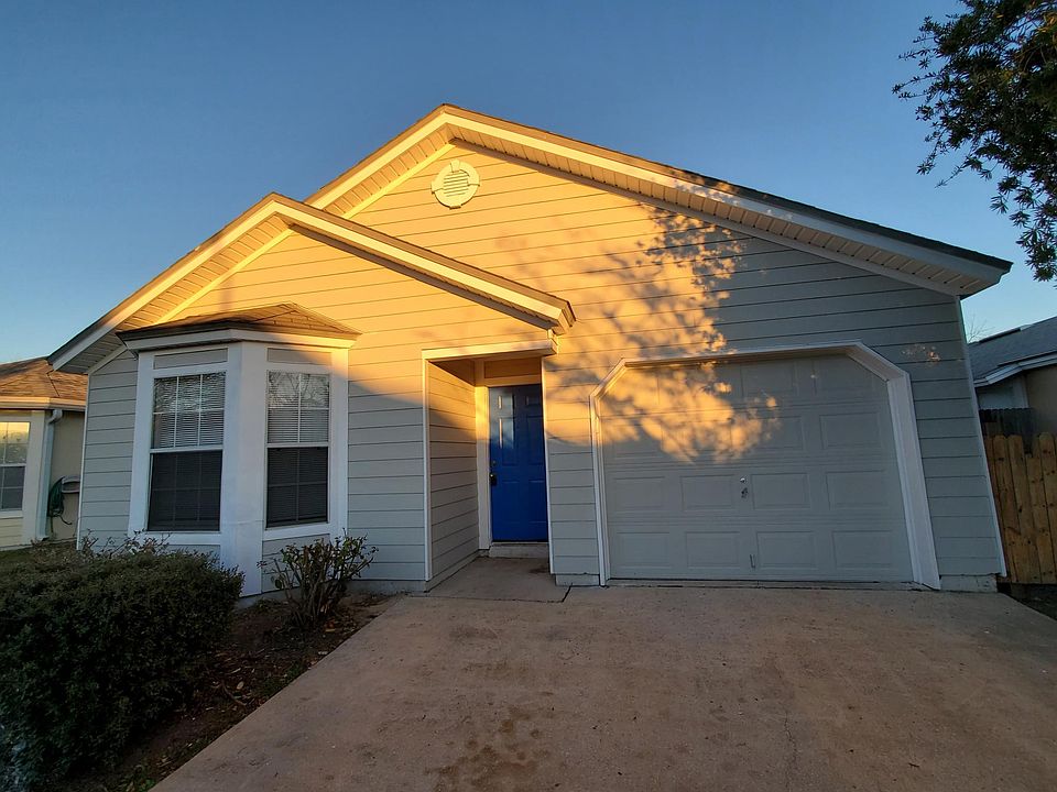 1st image of 1543 Irishwood Ct