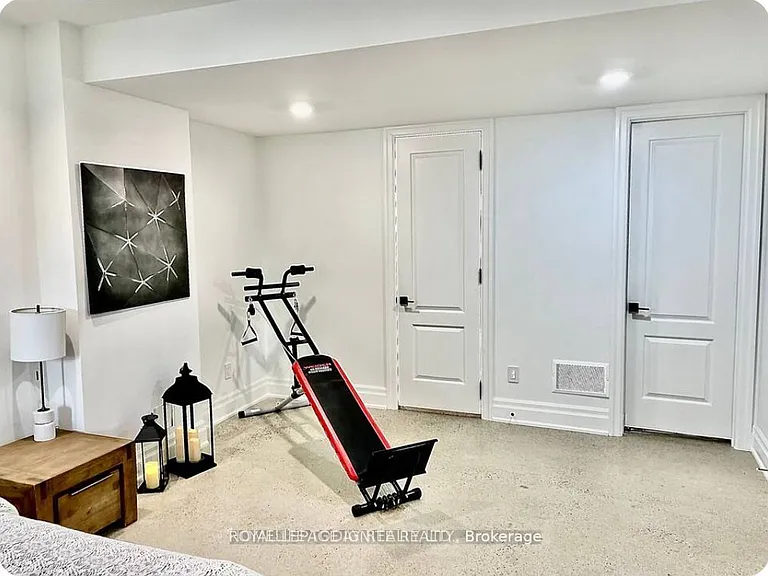 63 Sylvan Ave #BASEMENT — Photo 20