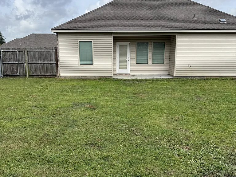 40344 Sedgwick Ln — Photo 3