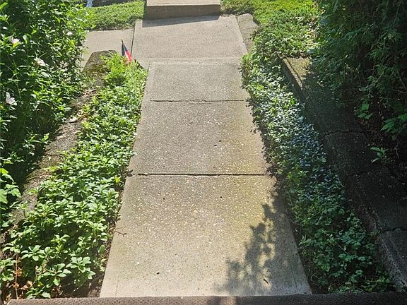 2nd image of 1720 Warriors Rd