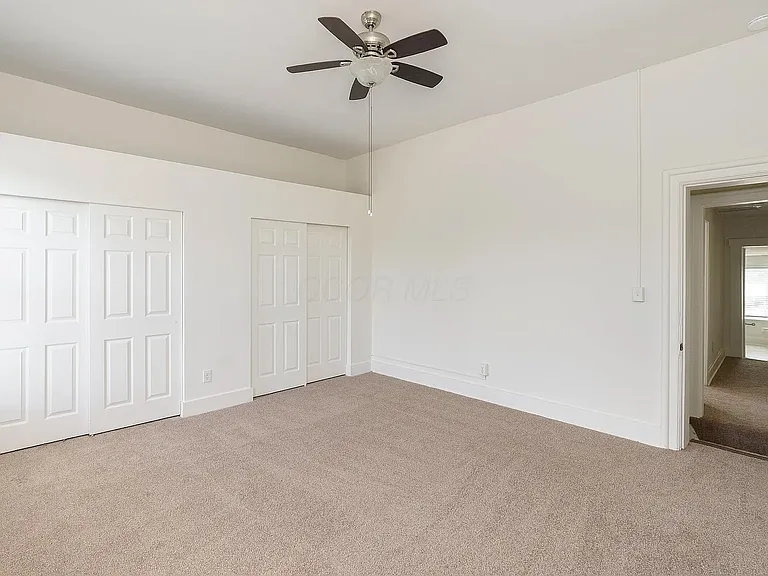 684 Hamlet St — Photo 11