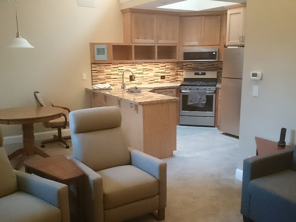 2nd image of 225 Douglas Ln