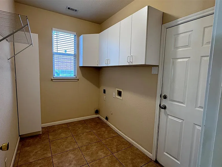 2211 Bent Bow Dr — Photo 21