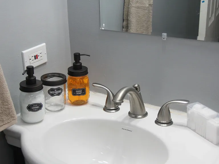 4631 S Langley Ave #G1 — Photo 8