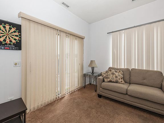 5th image of 622 Birchwood Park Dr