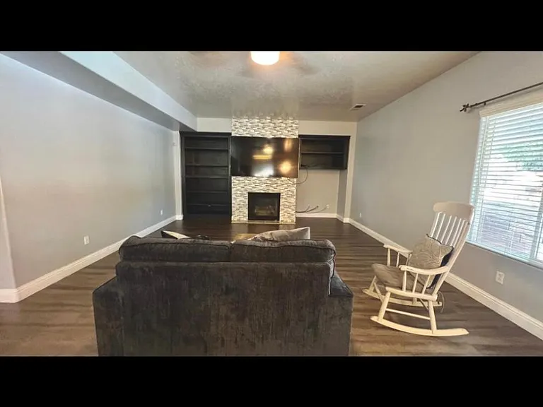 N Jackie St — Photo 12