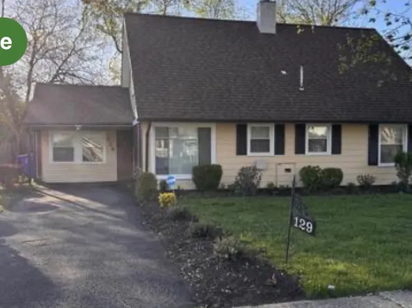 129 Pheasant Ln, Willingboro, NJ 08046