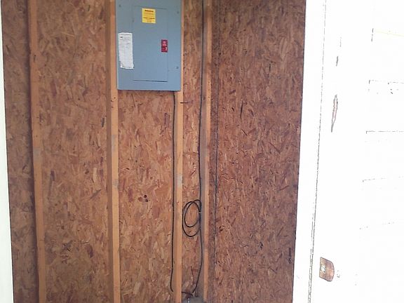 3rd image of 31 Mustang Ct APT B