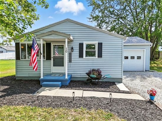10 Windsor Mews, Rittman, OH 44270