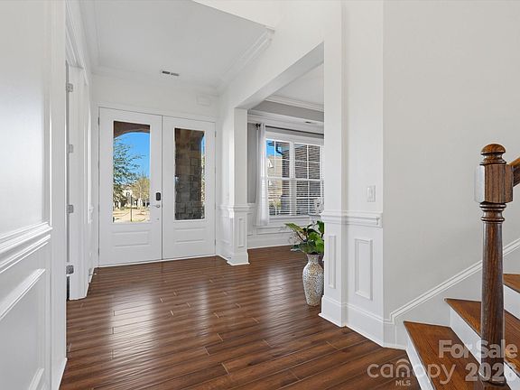 4th image of 8000 Fallondale Rd
