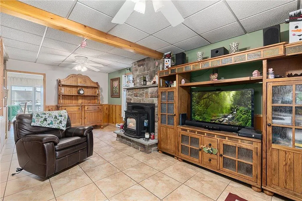2 bed, 1172 sqft, $1,800 — Photo 4