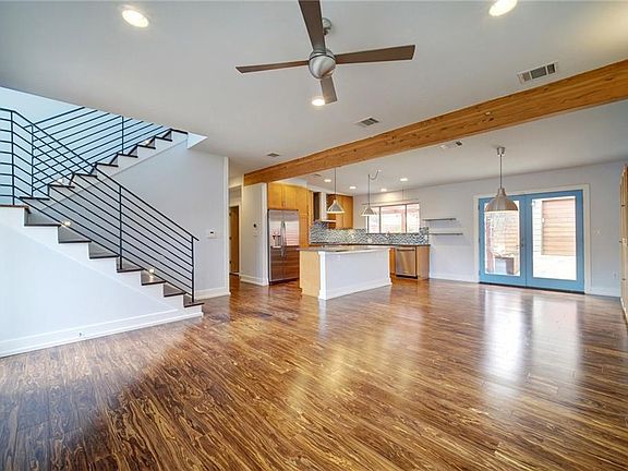 5th image of 4508 Oakmont Blvd