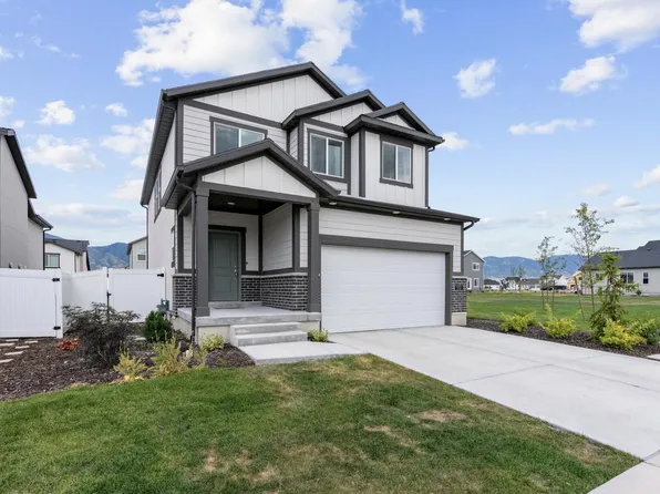 5702 N Sagewood Dr #627, Tooele, UT 84074