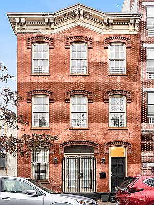 1st image of 9 Wyckoff St #2