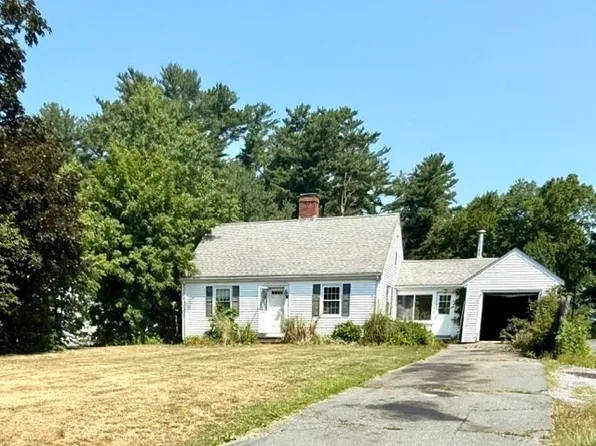 204 Main St, Hanson, MA 02341