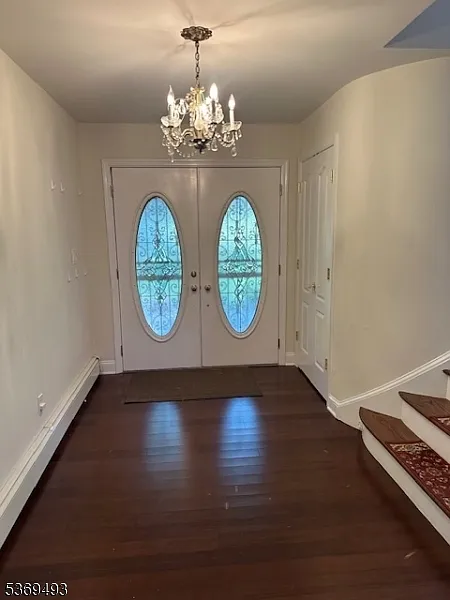 4 bed, 2.5 bath, $4,500 — Photo 3