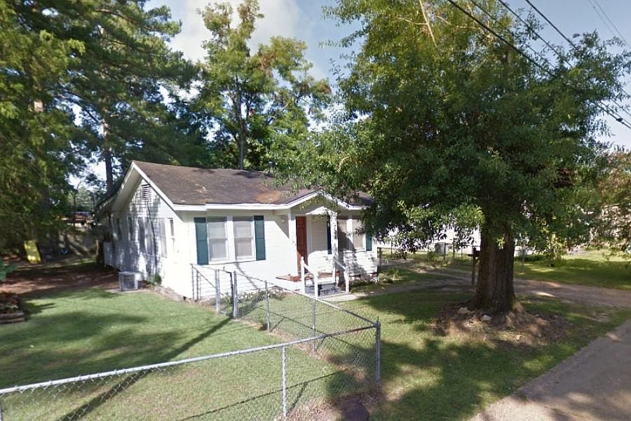 1st image of 306 Corrine St