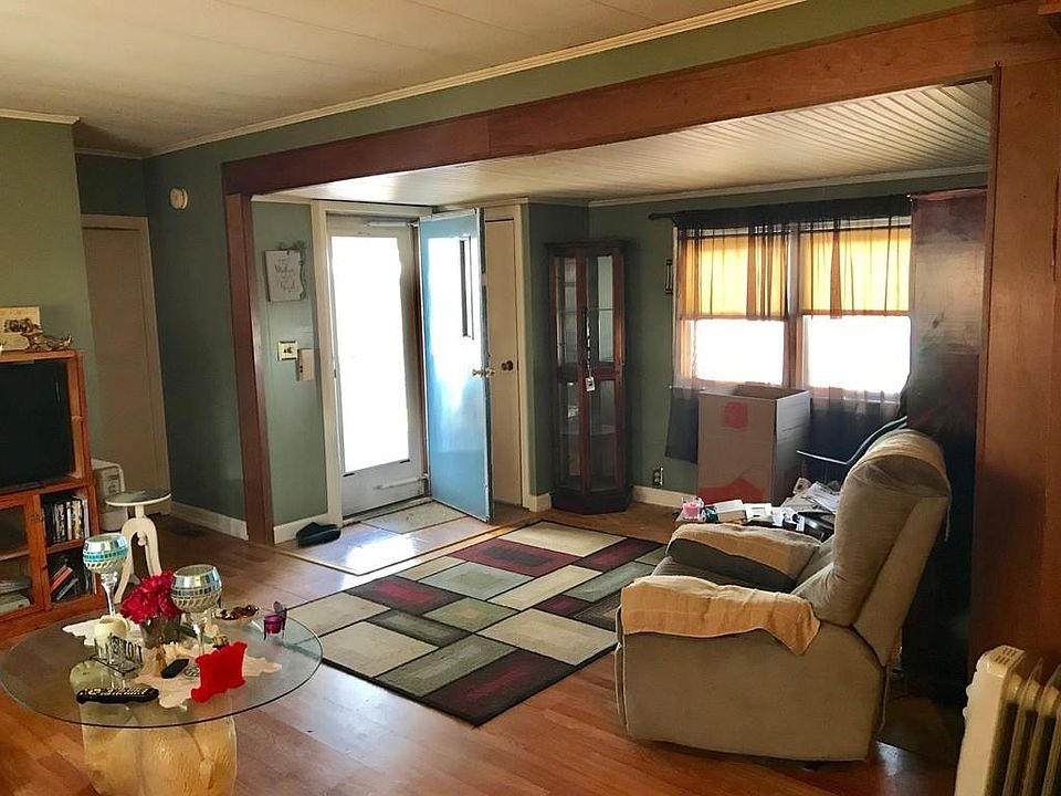 2nd image of 69 Timber Ln