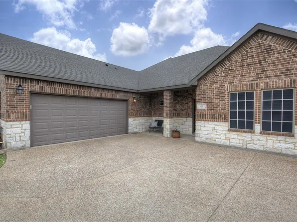 306 Derick Dr, Fate, TX 75189