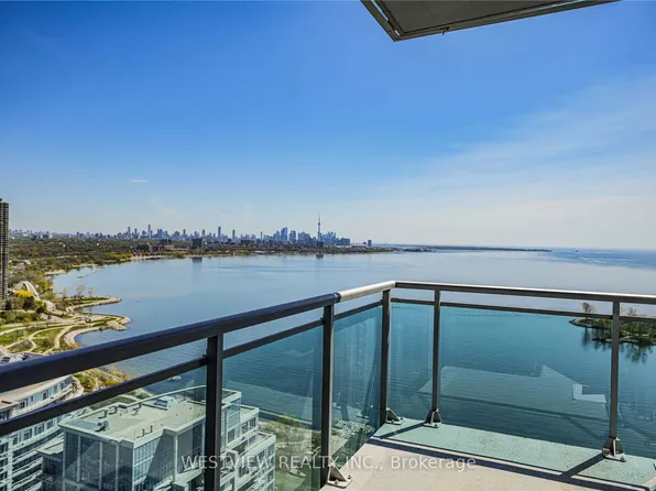 16 Brookers Ln, Toronto, ON