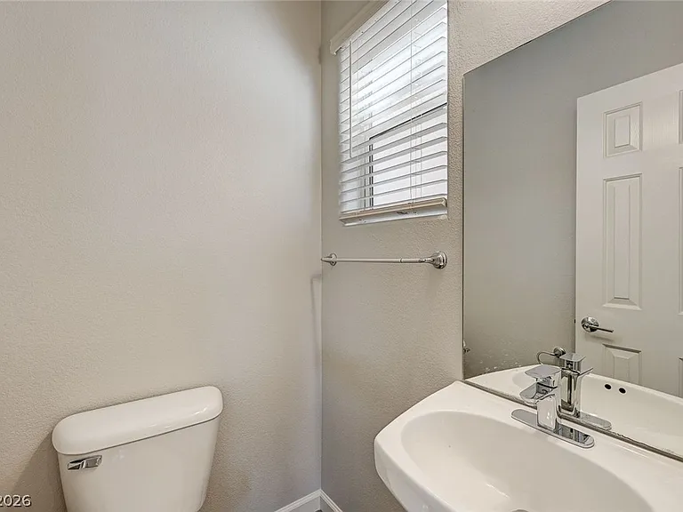 1645 Travis Jason Ave — Photo 15