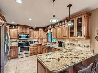 22510 Linnet St NW, Oak Grove, MN 55005