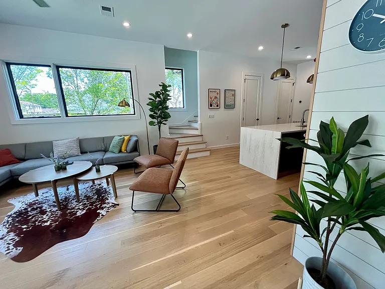 212 Linnea Ln — Photo 9