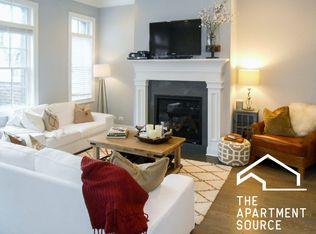 1243 W Oakdale Ave #Cw, Chicago, IL 60657