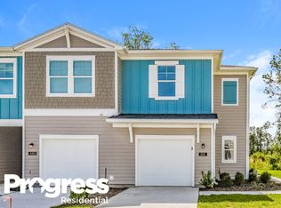 555 Cherry Ridge Dr, Orange Park, FL 32065