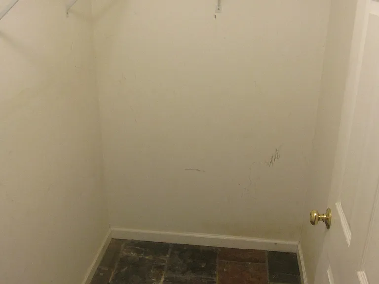 503 Dancing Fox Rd #B — Photo 18