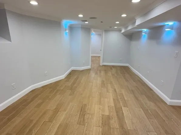 (undisclosed Address), Bridgeport, CT 06604