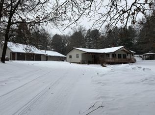 10124 State Highway 22, Wild Rose, WI 54984