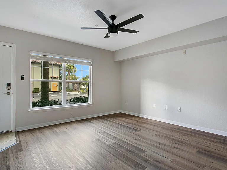 3656 N Goldenrod Rd — Photo 26