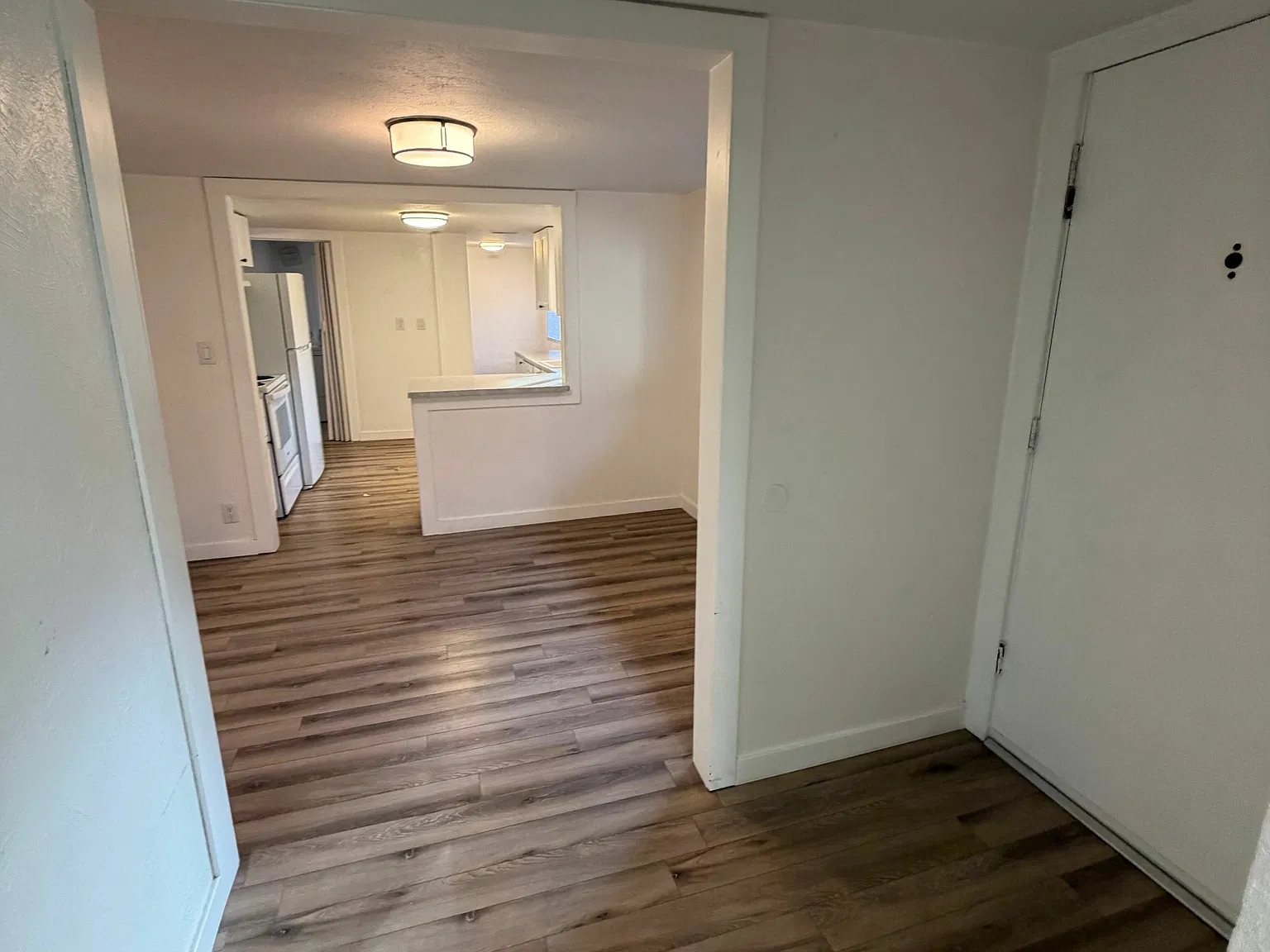 BL Duplex - Unit A — Photo 3