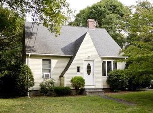 2 Washington Ter, East Walpole, MA 02032