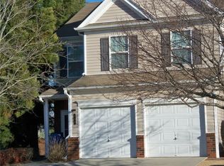 404 Weatherstone Pl, Alpharetta, GA 30004