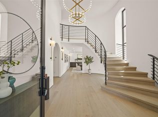 5207 Braesheather Dr, Houston, TX 77096