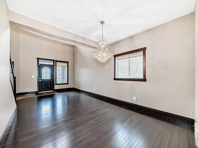3015 Winspear Cmn SW — Photo 56