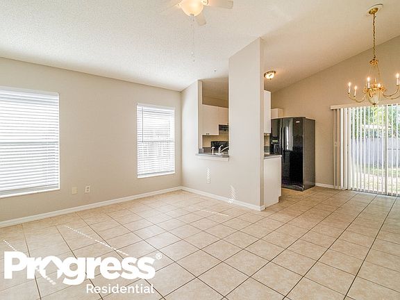 4th image of 6483 Redwood Oaks Dr