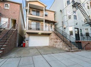 710 27th St, Union City, NJ 07087