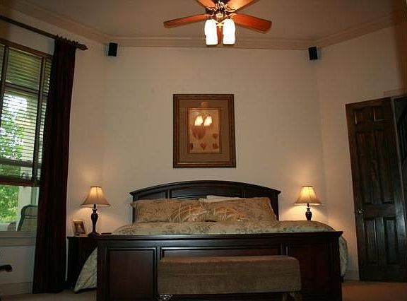 Master Bedroom: Luxurious