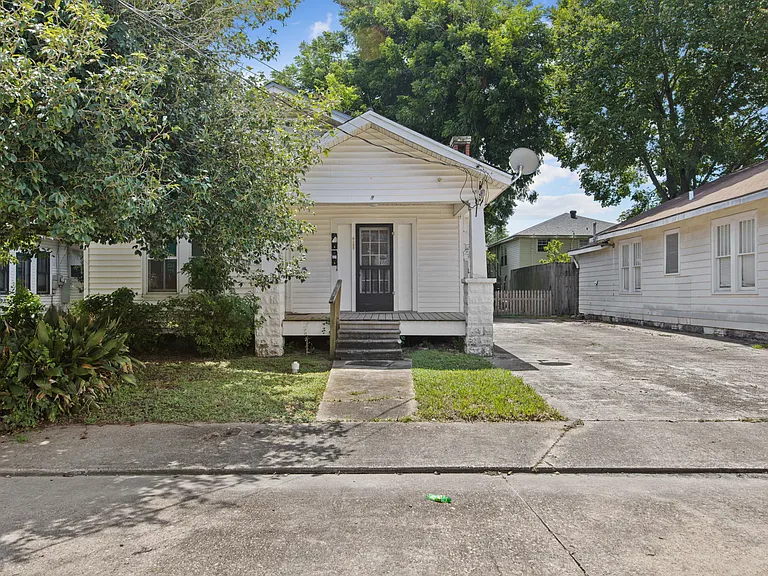 218 Jackson St #A — Photo 2