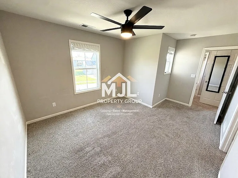 1505 Shane Ln — Photo 21